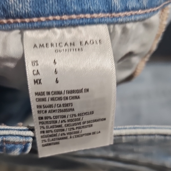 American Eagle Outfitters Light Wash Ripped Jean Shorts - Picture 5 of 10